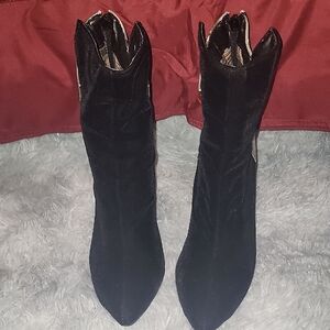 Elegant Black Women's Boots